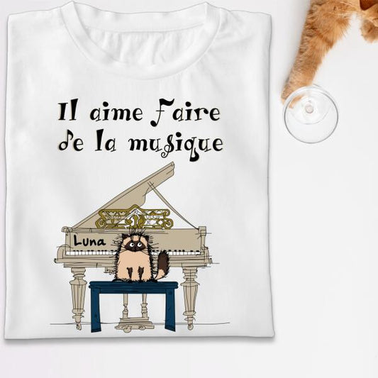 Il aime faire de la musique.. - T-shirt personnalisé