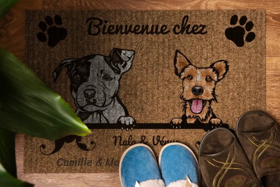 Bienvenue chez mes chiens - Paillasson personnalisé - Texte, chiens et noms personnalisables, Jusqu'à 3 chiens